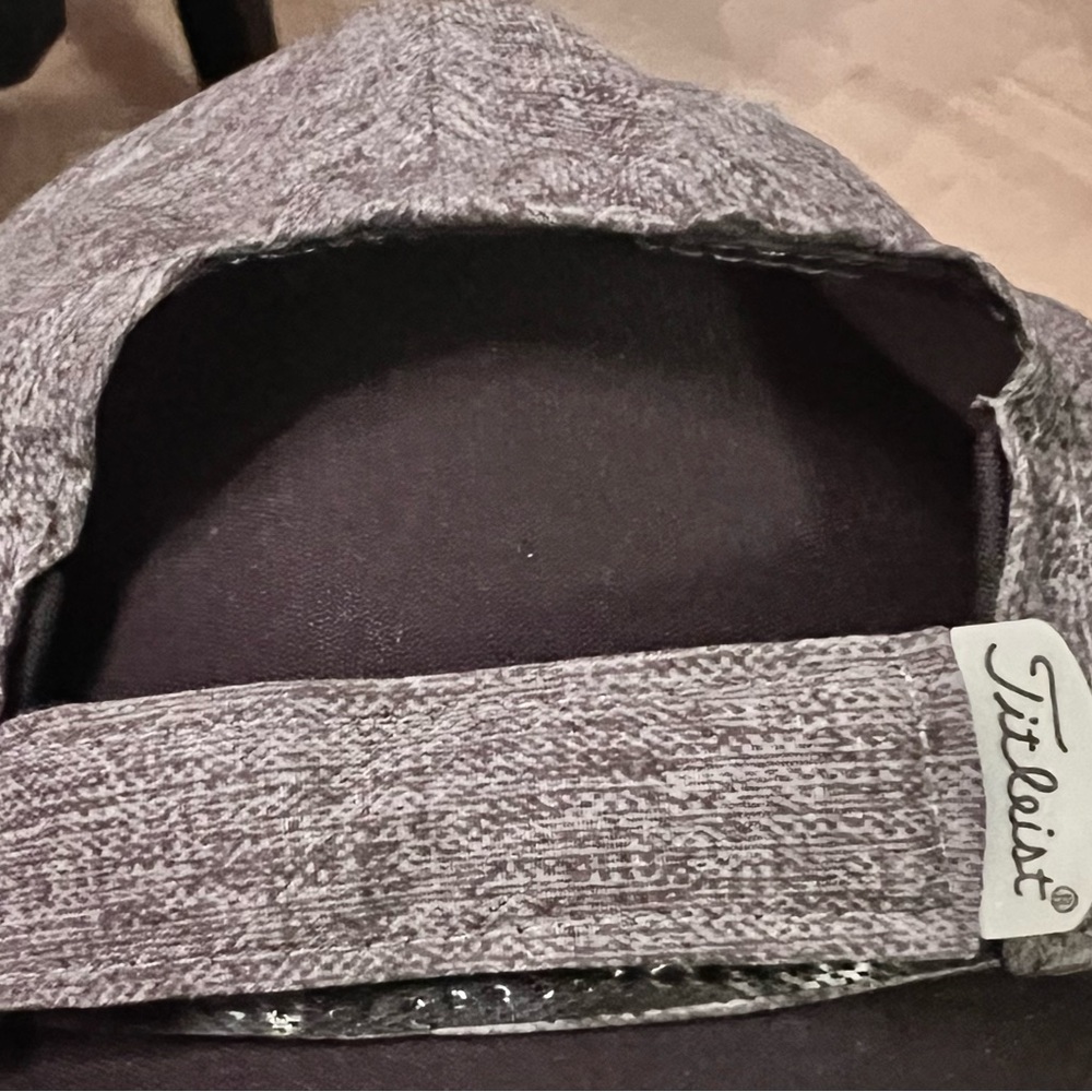 Titleist Textured Gray Hat. Performance. Adjustab… - image 3